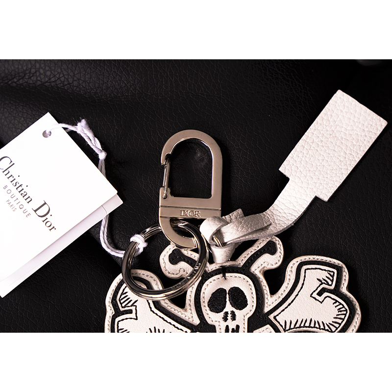 NEW $470 CHRISTIAN DIOR Shawn Stüssy Collab White/Black BEE Stussy