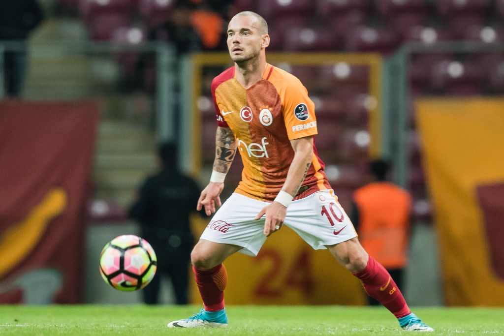 スナイデルがガラタサライと契約解除 欧州屈指の司令塔、移籍金ゼロで