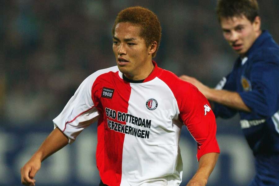 まさに日本の誇り！ 欧州タイトル獲得…天才MF小野伸二の