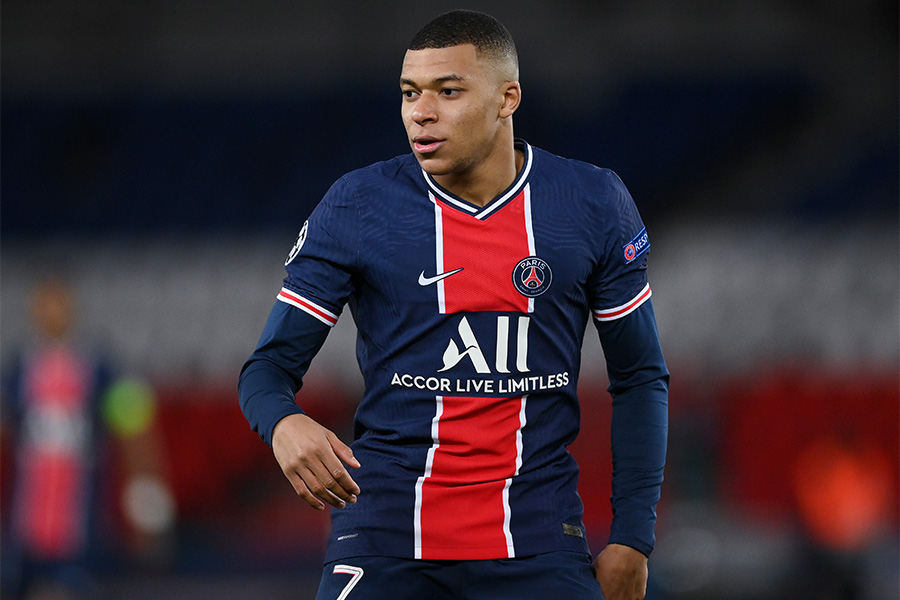 ムバッペ、PSG新ユニフォームのモデル起用でスペイン紙言及 「来季も