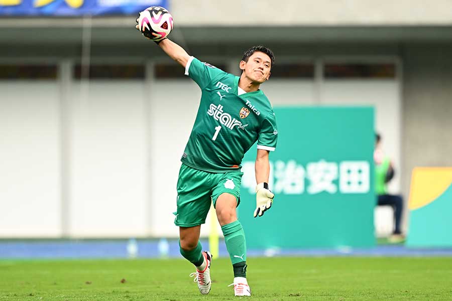 今季加入もリーグ戦出場0 25歳GKが大一番で抜擢に胸中吐露「信じ続ける