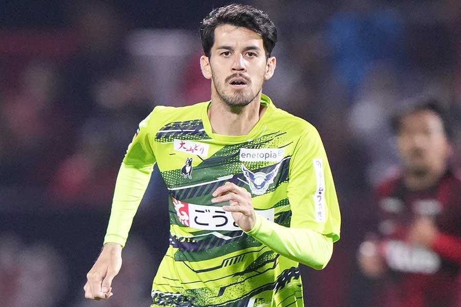 欧州挑戦も半年で契約解除「無職の2か月」 身重の妻と離れ…渡った先の