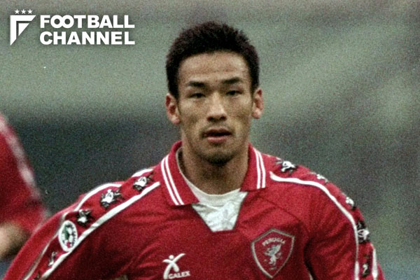 中田英寿が古巣ペルージャ訪問。セリエA昇格プレーオフに向けてエール