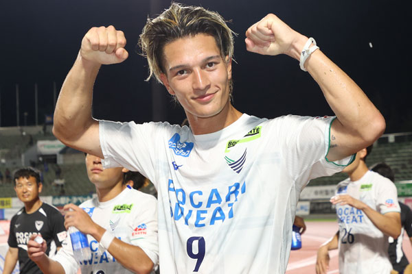 J1が狙う？ J2で輝く若き逸材10人。恐怖と希望の移籍市場、夏の“個人