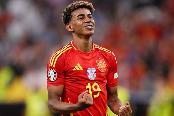常に危険な存在だった」スペイン代表の16歳神童がMOM！EURO史上最年少