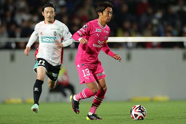 最高な10年｣セレッソ大阪、元サッカー日本代表MF清武弘嗣の契約満了を