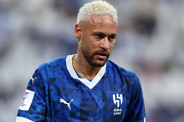 ネイマールのサントス復帰が正式決定！ 背番号は10で”キング”ペレ氏に