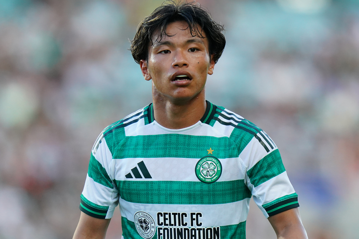 一級品のミドル弾！セルティックMF旗手怜央のゴールが凄い！現地