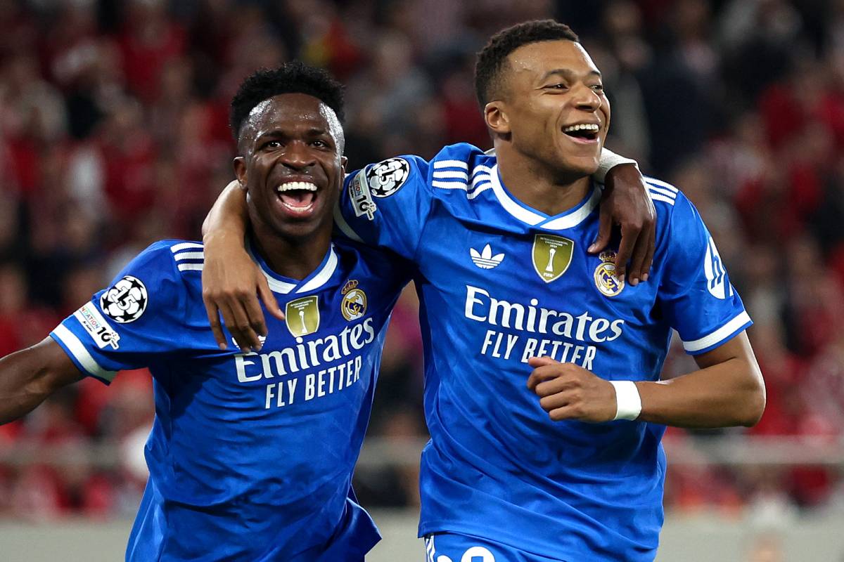 完璧な抜け出しでDFは追いつけない！レアルFWエムバペのゴールが凄