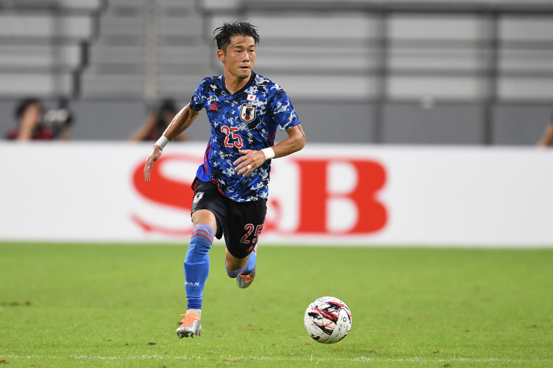 横浜F・マリノス初優勝記念パネル 中澤引退 値段交渉OK