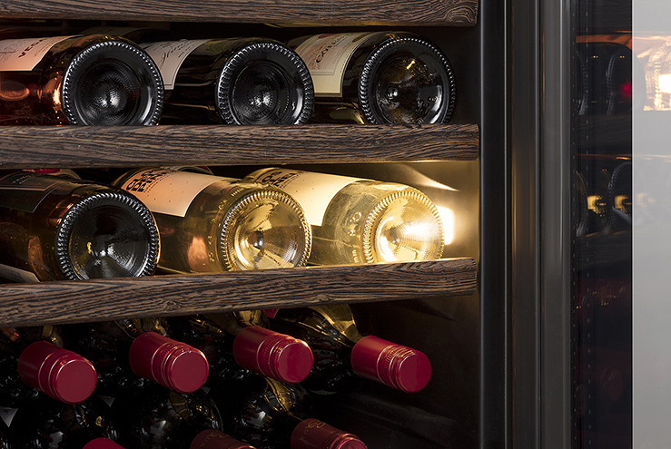 温度管理とデザインに優れた家庭用ワインセラー SG-196GD｜フォル