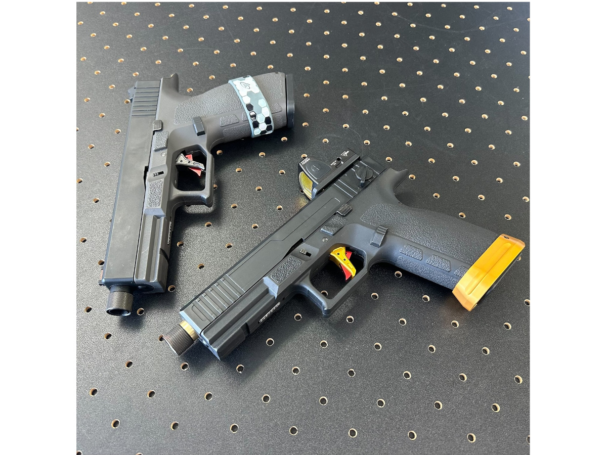 Carbon8 ストライカー9 アジャスタブルトリガーセット 各色 - フォート