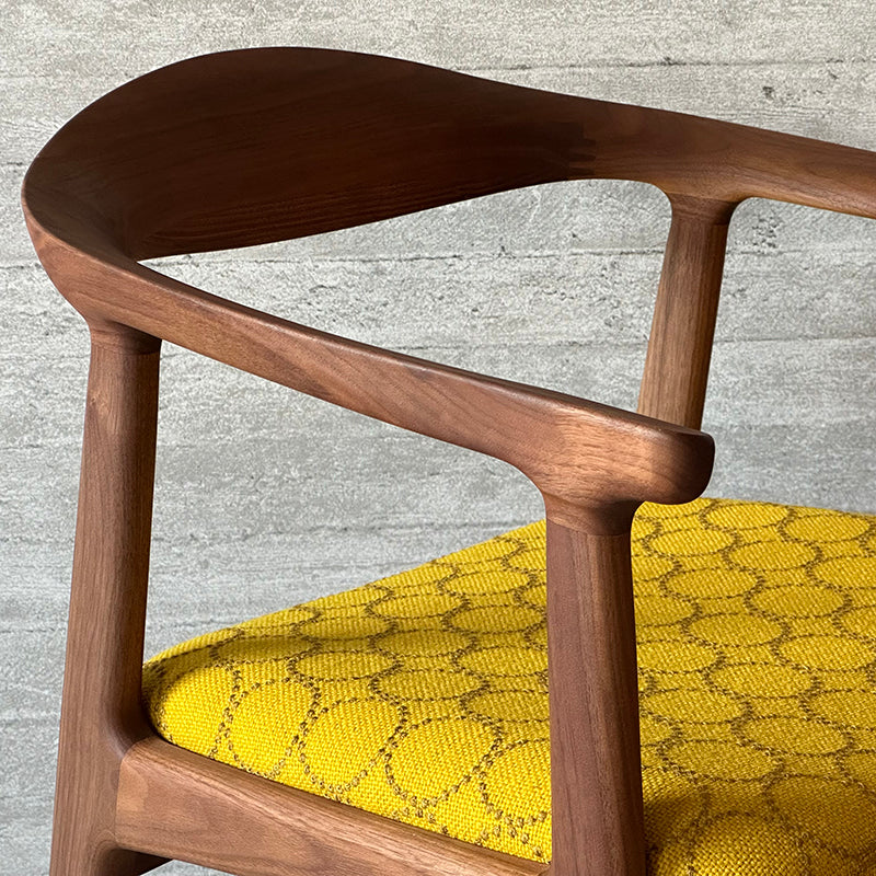 シキファニチア オメガ2 アームチェア – FELICE.ONLINE