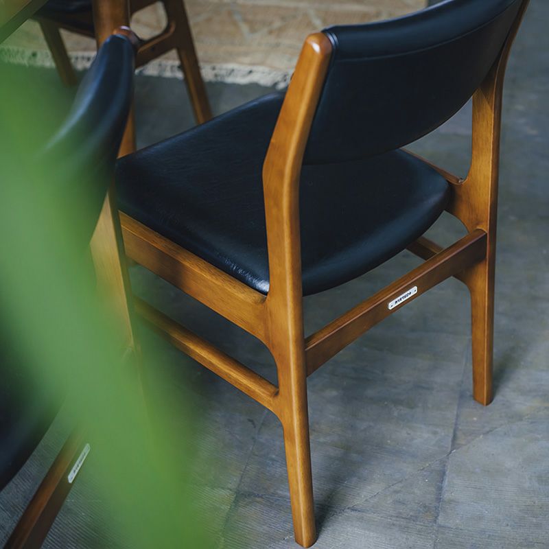 カリモク60+ アームレスダイニングチェアスタンダードブラック