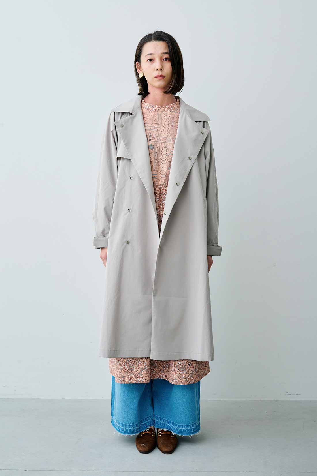 MEDE19F】水を受け流すミノテック（R）素材のオーバートレンチコート