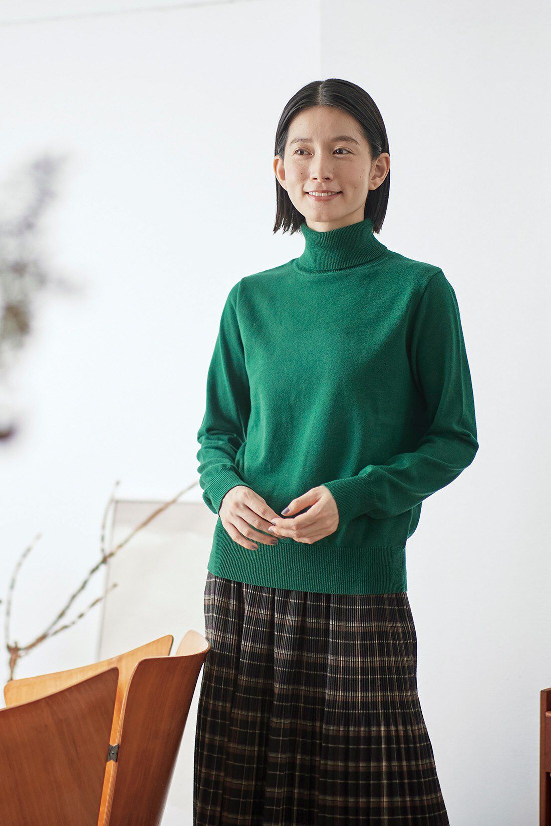 サニークラウズ 緑に染まった重宝ニットタートル〈レディース〉｜Sunny
