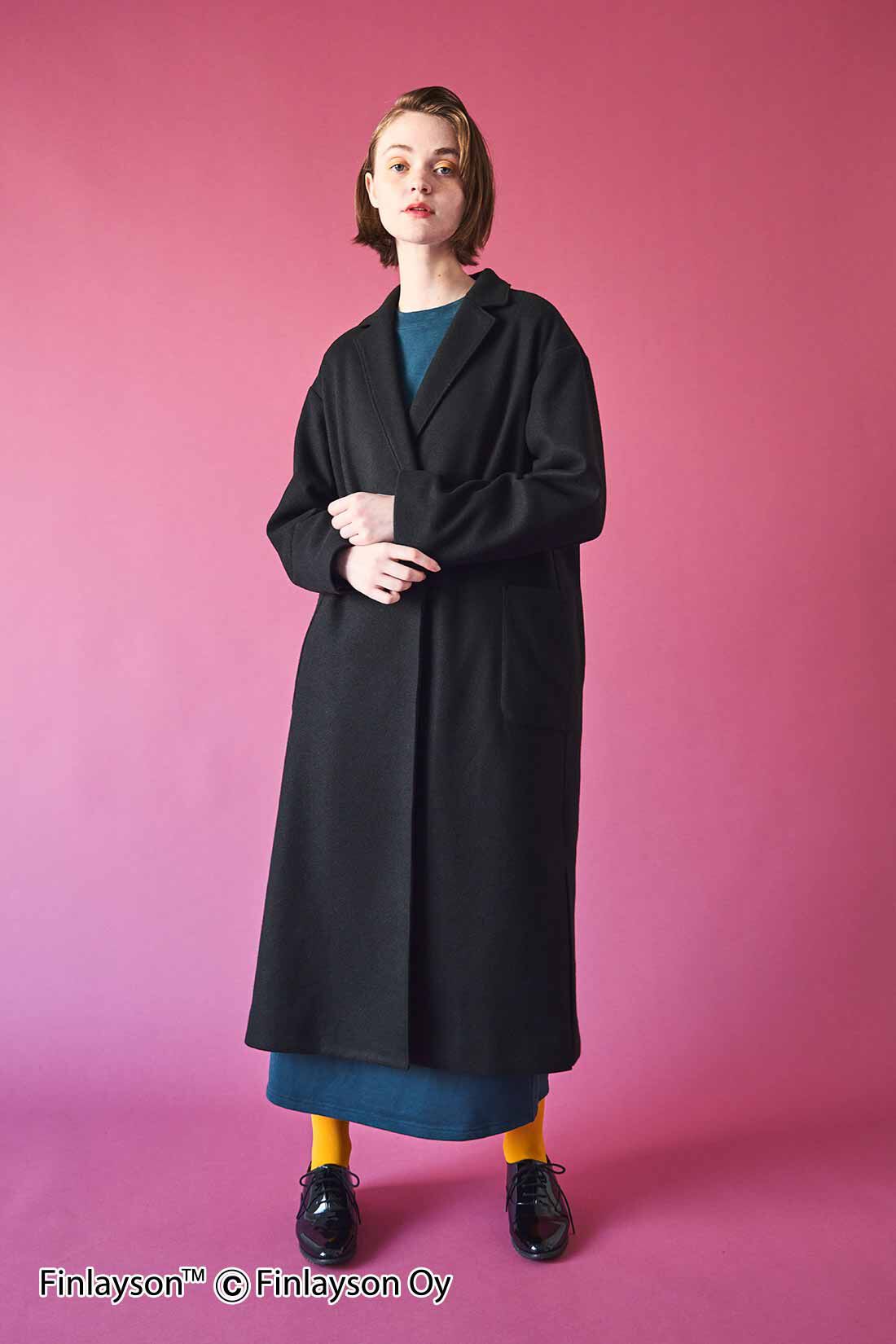 フィンレイソン はおるように着たい 華やか裏地のブラックコート