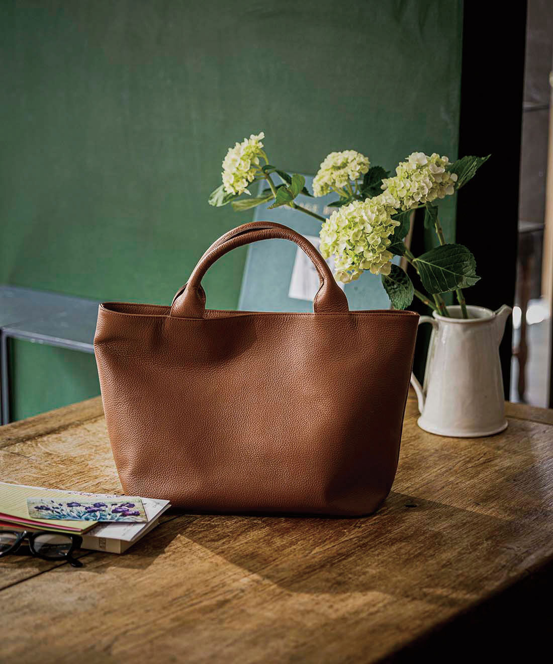 ファッションスタイリストと作った 職人本革のフィアブルトート