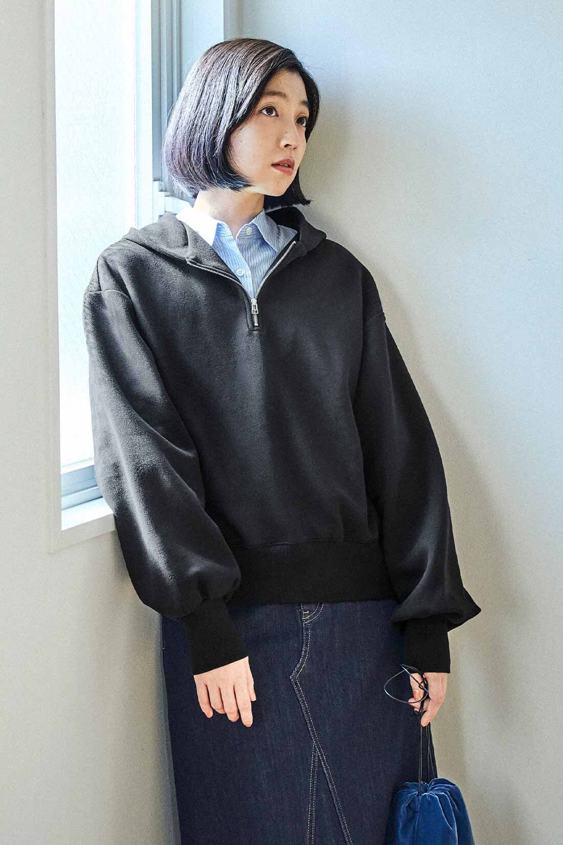 THREE FIFTY STANDARD 万能なダンボールニットのセットアップ