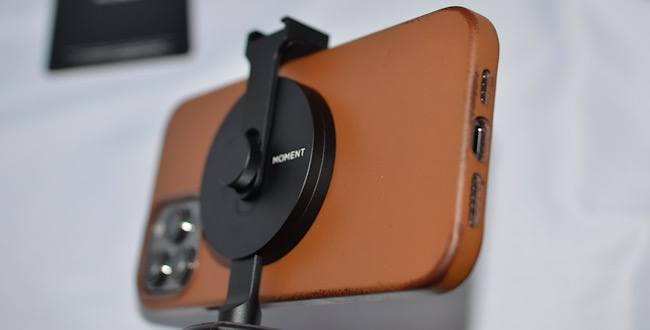 MomentのMagSafe対応 三脚マウント「Pro Tripod Mount with MagSafe