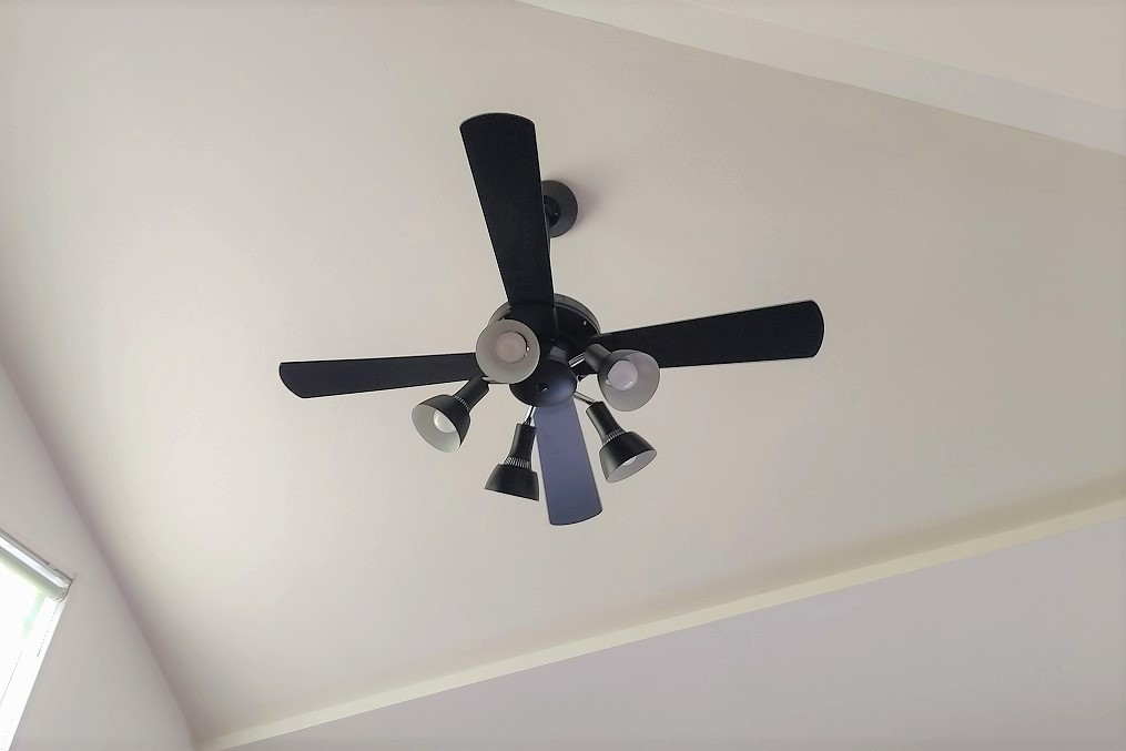 CIRCULIGHT 天井取り付けファン Amazon | 【暖房効率UP】シーリングファンライト サーキュライト EZ