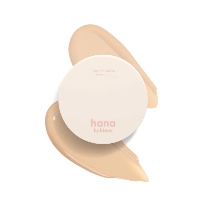 ファミリーマート限定「hana by hince」が コスメを本音で評価する雑誌
