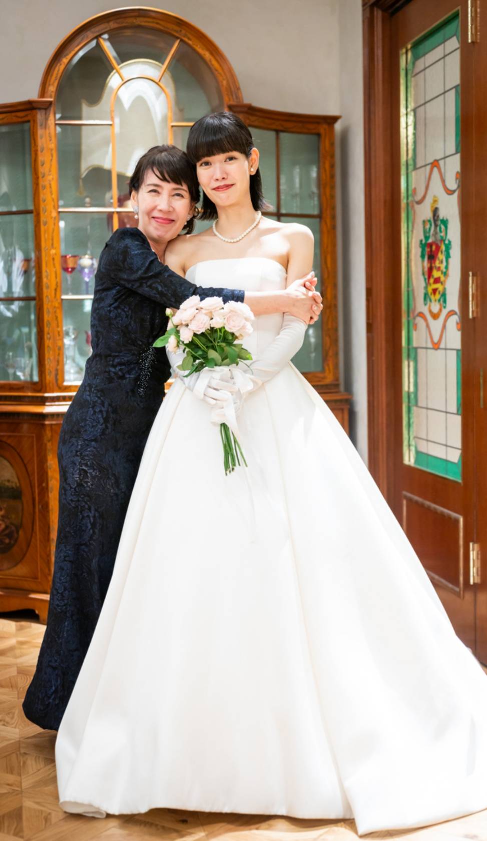 グランマ＆マザーのダブルDressUpで、純白の花嫁様を引き立てて