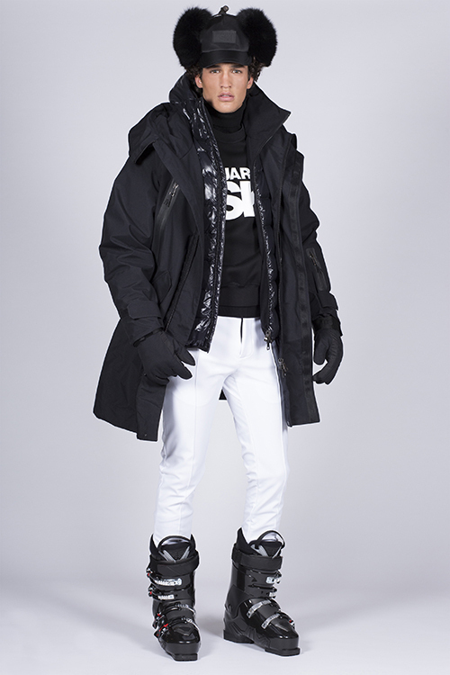 ディースクエアードの「スキーコレクション」コルセット風のジャンプ