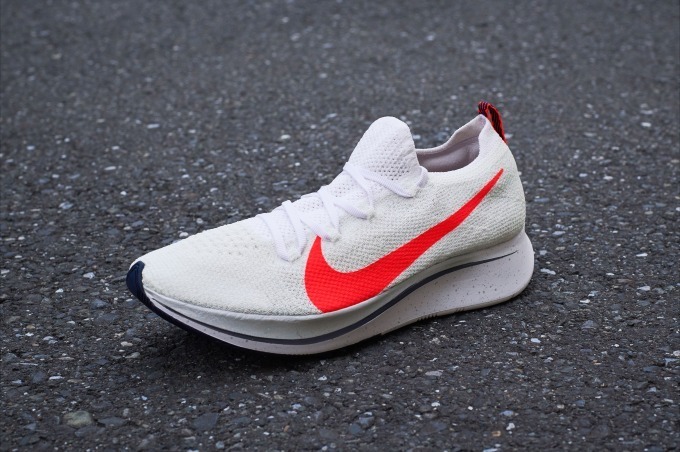 ナイキから“駅伝”着想のランニングシューズ、ズーム ヴェイパーフライ