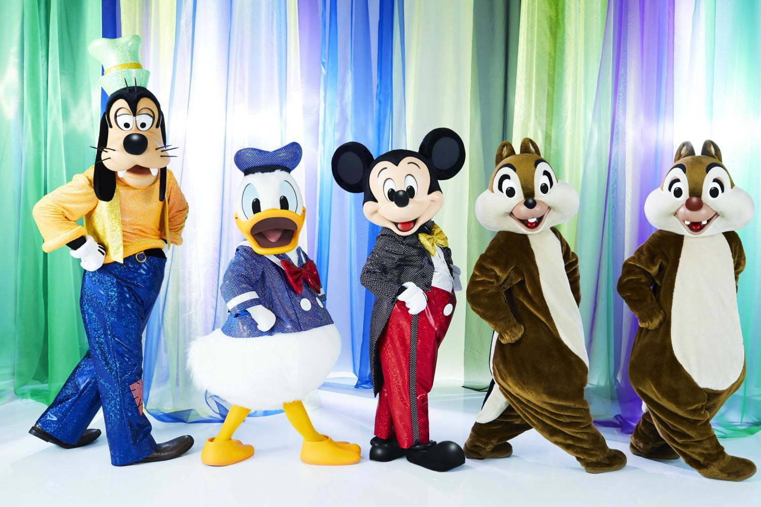 ディズニー「イマジニング・ザ・マジック」蜷川実花コラボの写真展