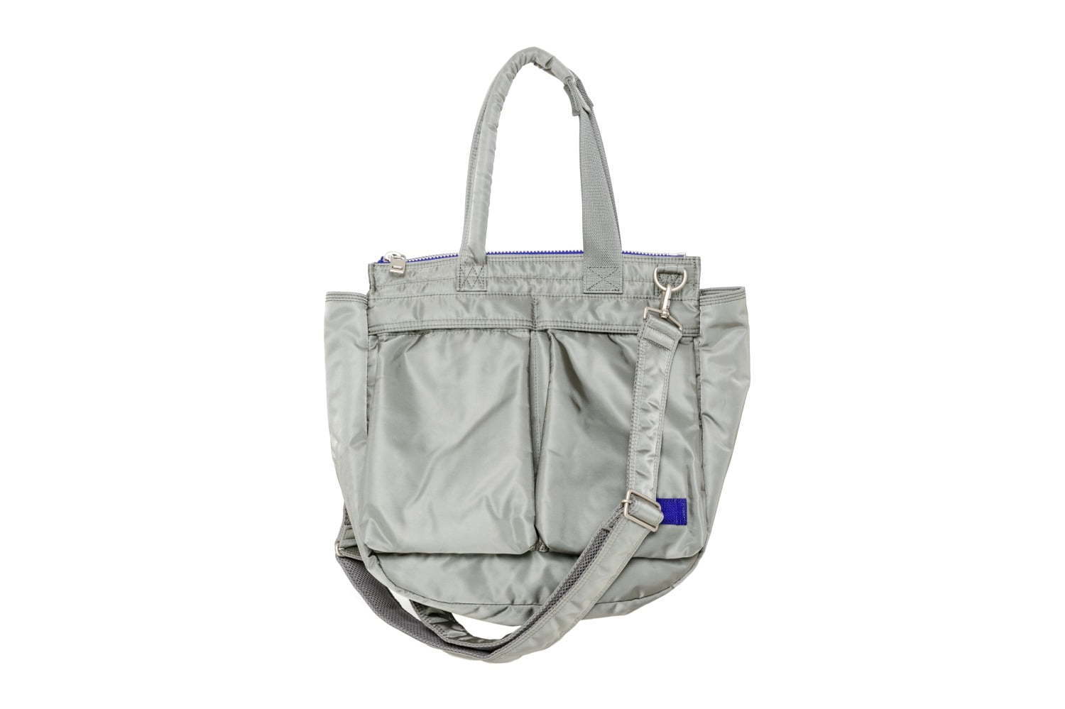 sacai × ポーター、マチありヘルメットバッグ＆非対称ポケットのバック