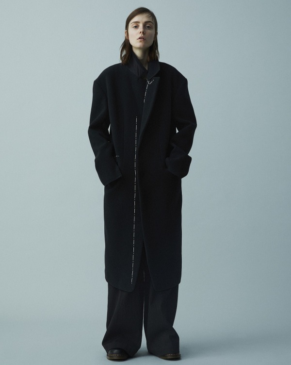 Y'sの新作アウター - “しつけ糸”をあえて施したマニッシュなコートや