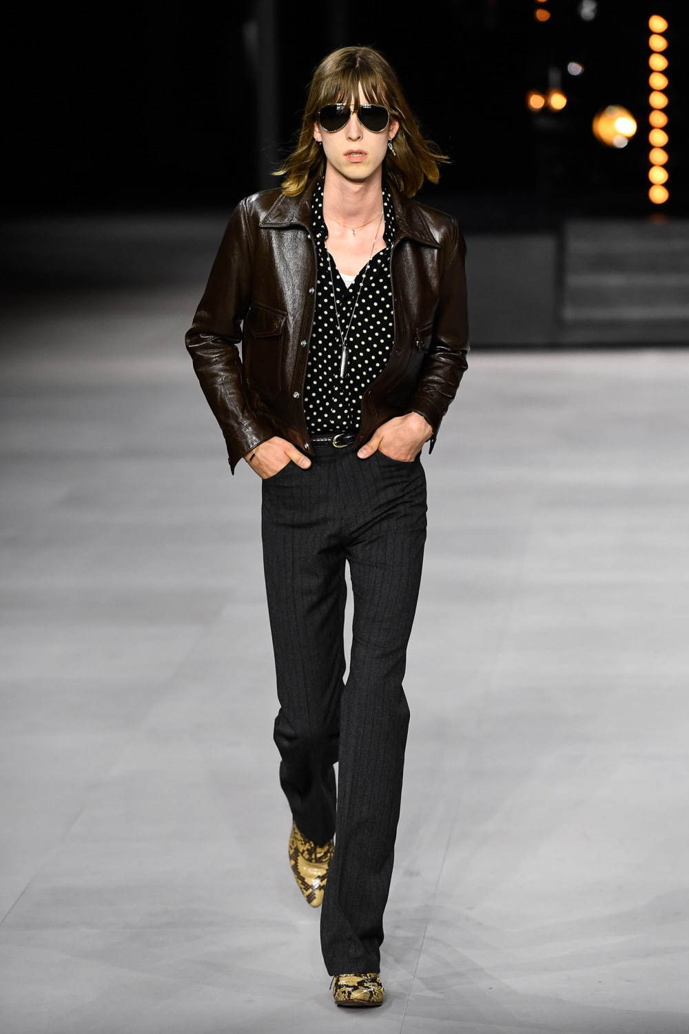 セリーヌ 2020年春夏メンズコレクション - ロックの輝きは華々しく