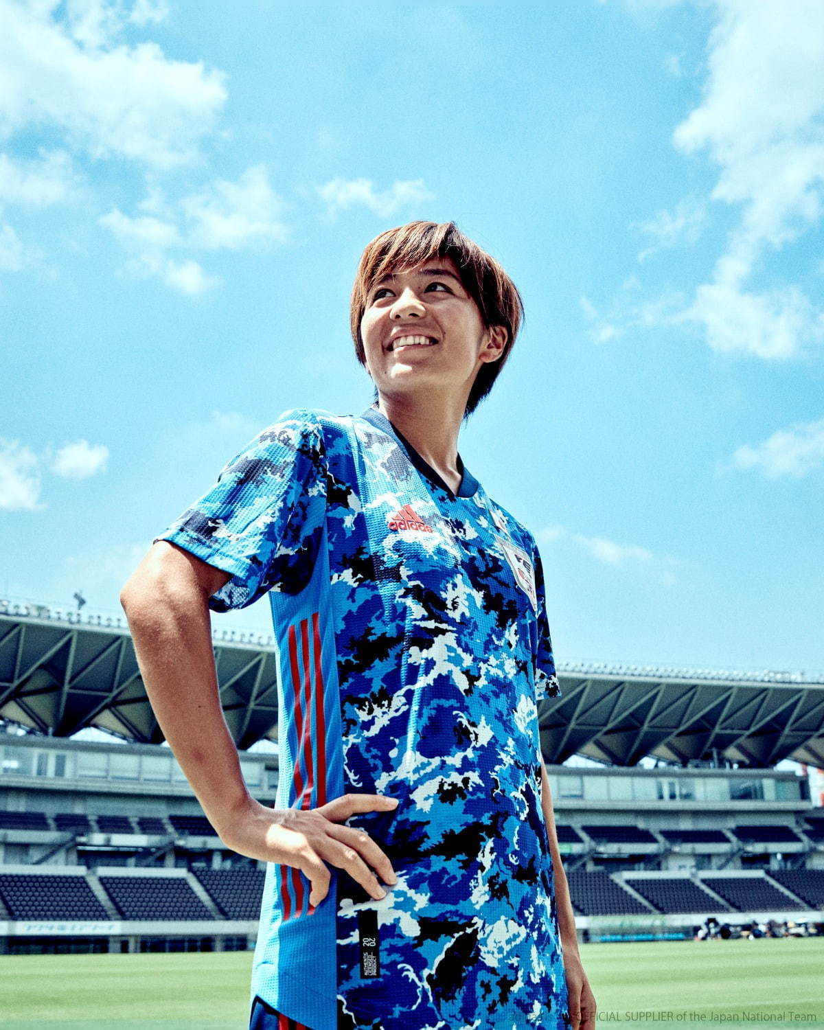 写真10/30｜サッカー日本代表2020ホームユニフォームをアディダスが