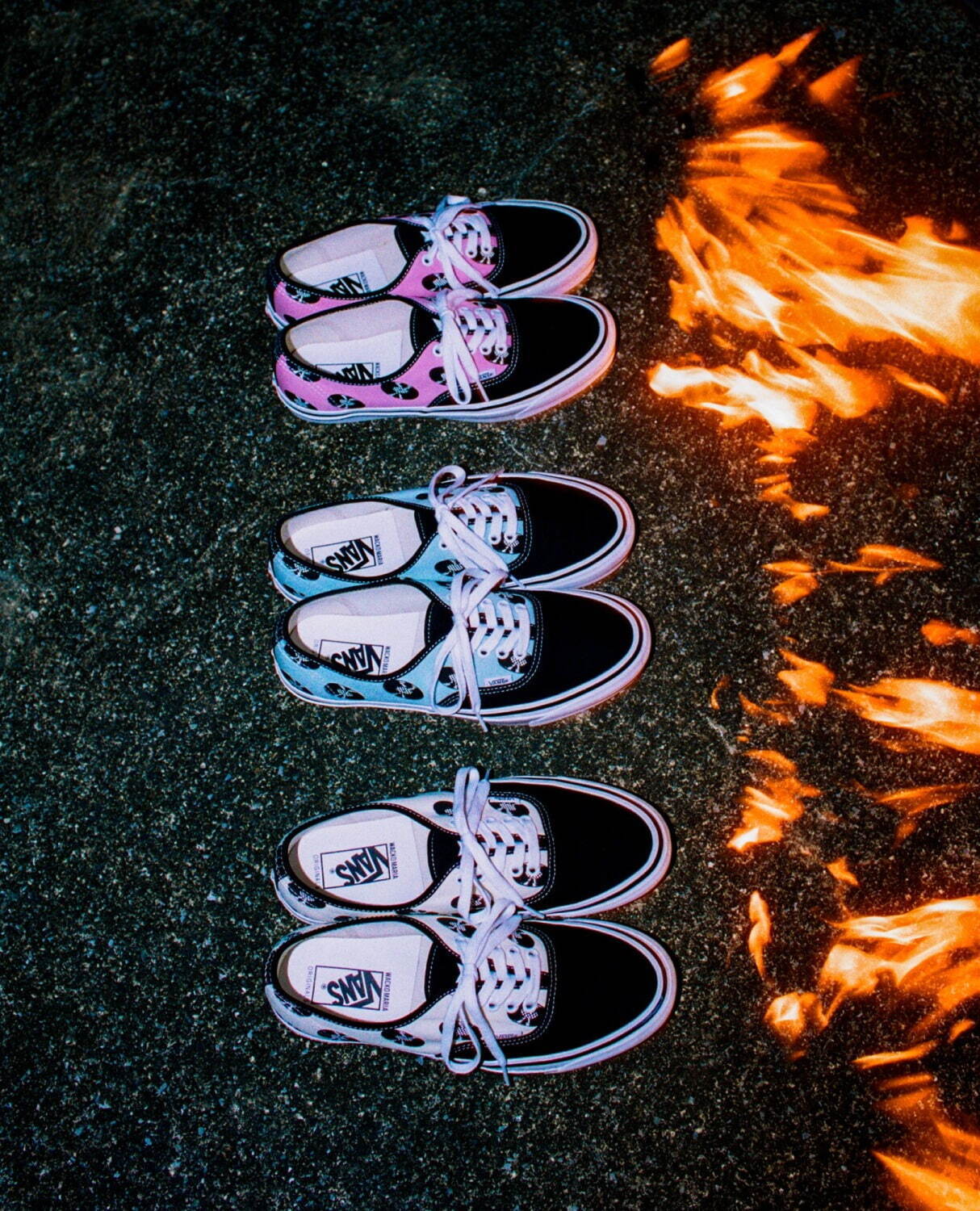 ワコマリア「レコード柄」ポップアート風スニーカー、ボルト バイ