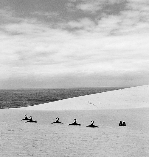 写真6/12｜写真家・植田正治 生誕100年特別展 - 砂丘と歩んだ前衛写真