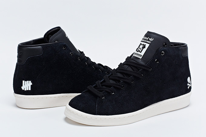 アディダス×ネイバーフッド×アンディフィーテッド、トリプルコラボ限定