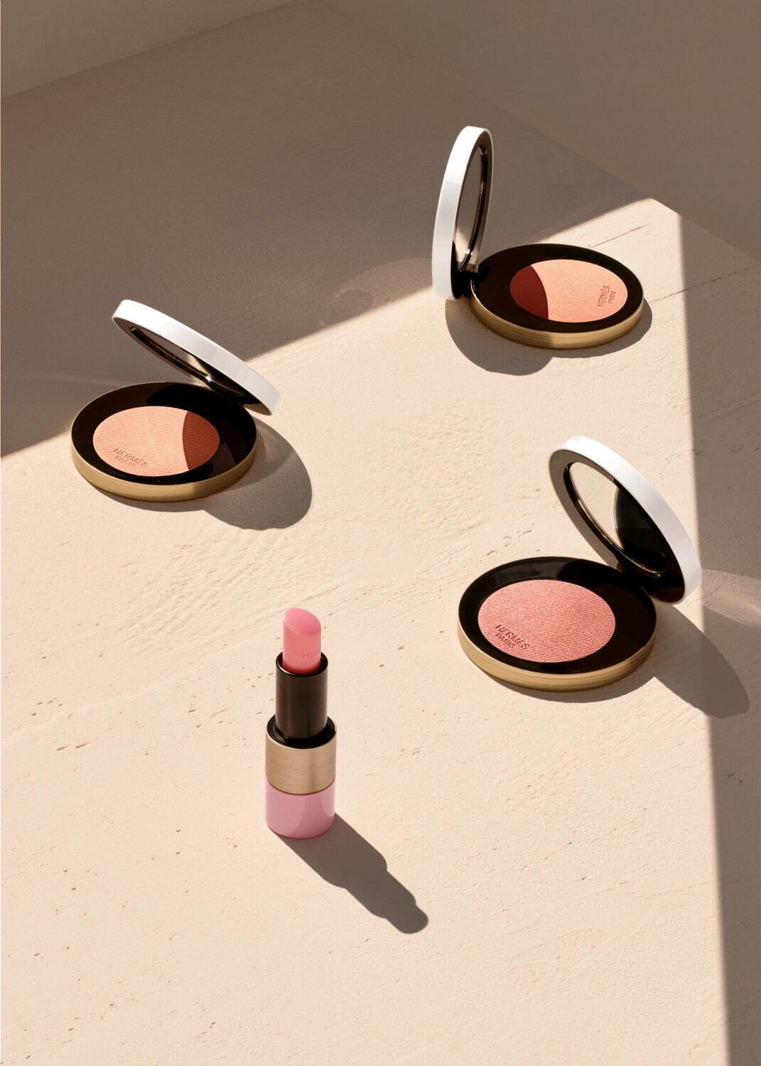 エルメス23年夏コスメ〈ローズ エルメス〉“ほんのりピンク”リップ