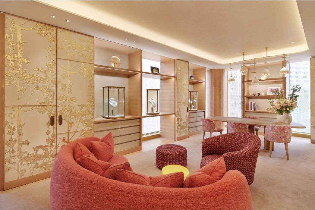 カルティエの新ブティックが麻布台ヒルズに - 庭園から着想を得た店内