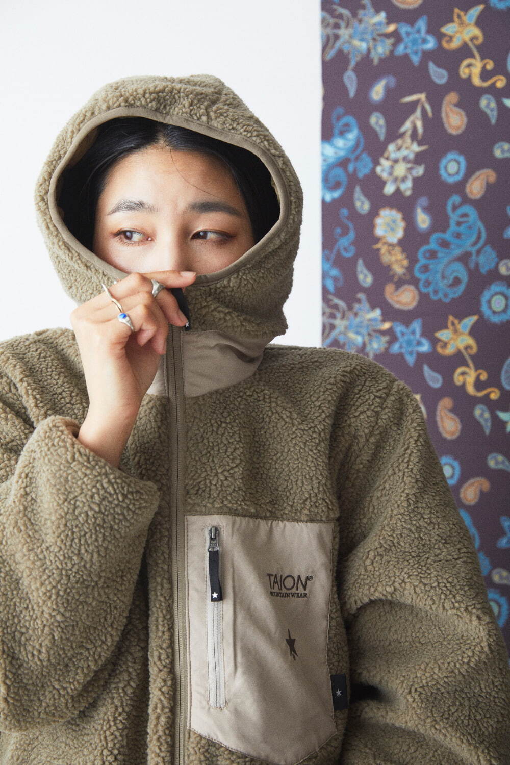 コンバース トウキョウ×タイオン“星型キルティング”のダウンジャケット