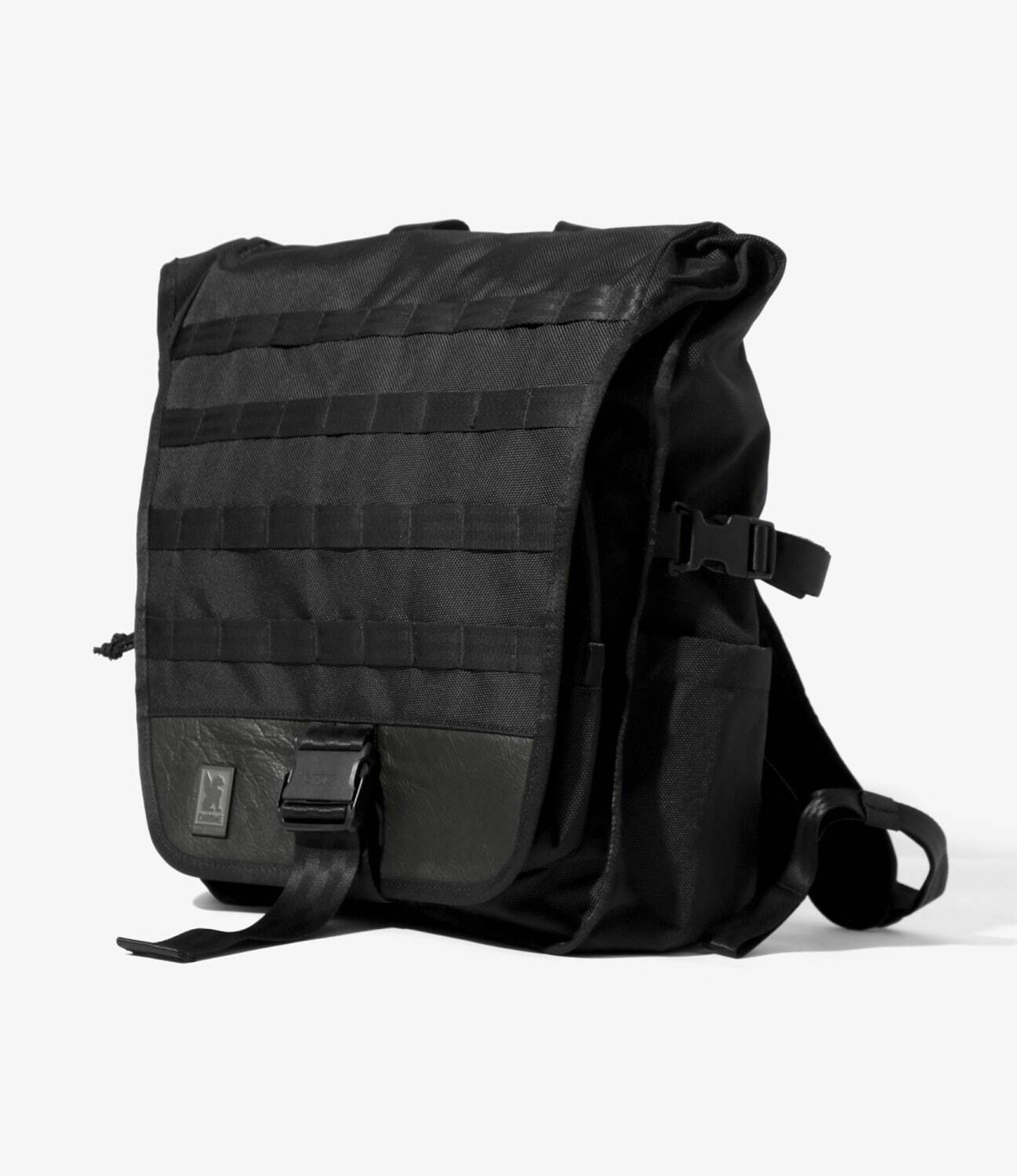 エンジニアド ガーメンツ×クローム“大容量”30Lバックパック、取り外し