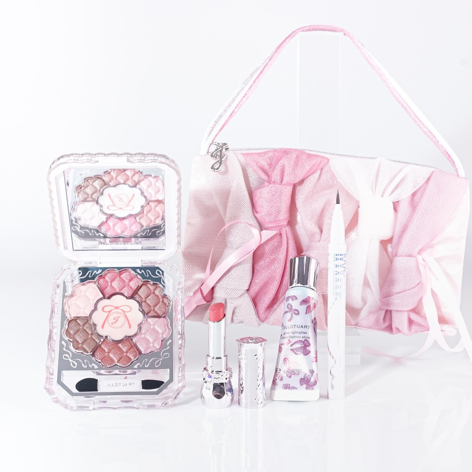 ジルスチュアート「ピンクリボン」が主役の25年クリスマスコフレ