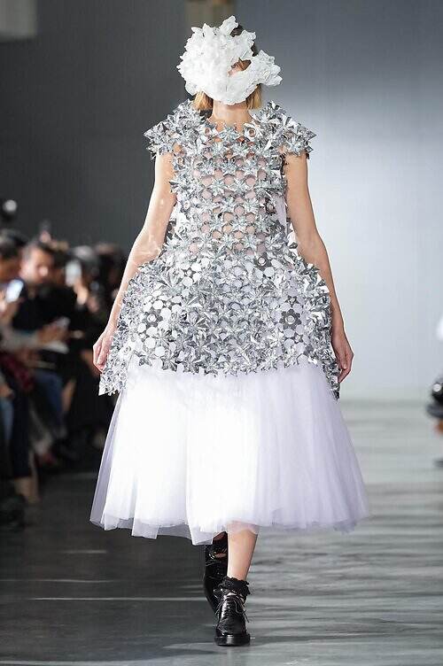 ノワールケイニノミヤ : noir kei ninomiya - ファッションプレス