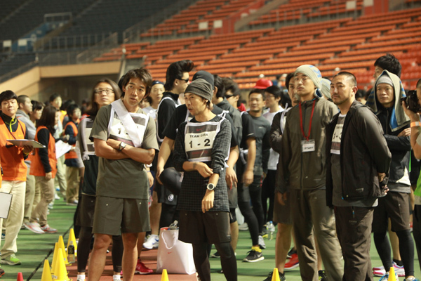 GYAKUSOU NIKE undercover 2014AW 名作 カーキ L ナイキ×アンダーカバー「GYAKUSOU」、2014年ホリデーコレクション