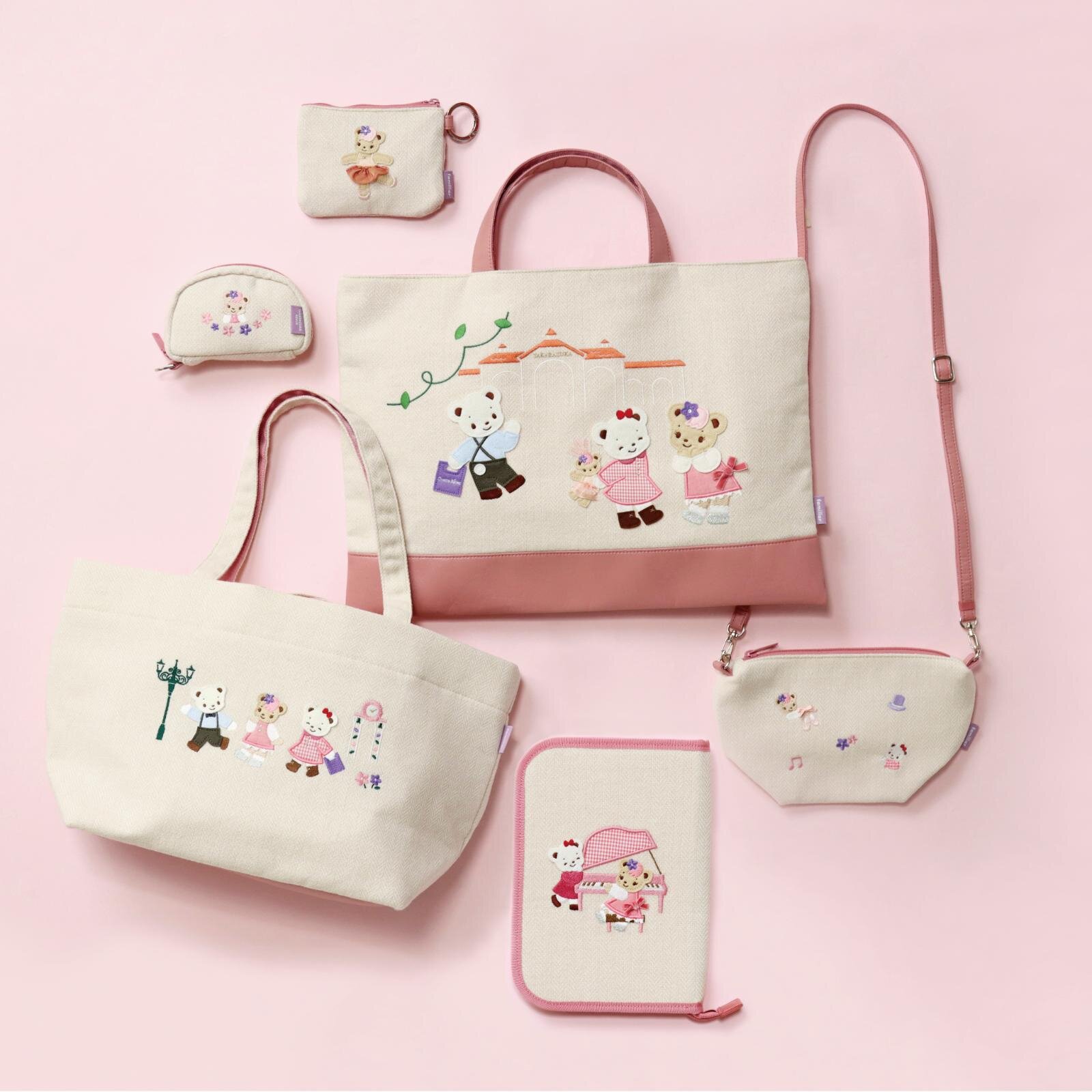 ファミリア×宝塚歌劇の限定グッズ、“タカラジェンヌに憧れるビオラ