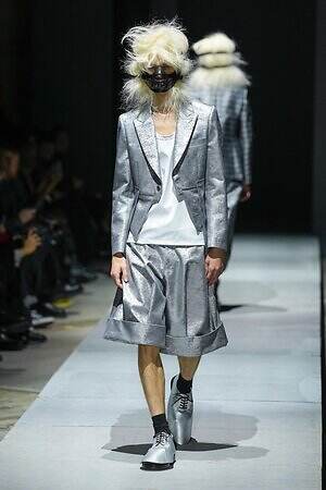 コム デ ギャルソン・オム プリュス 2026-27年秋冬コレクション