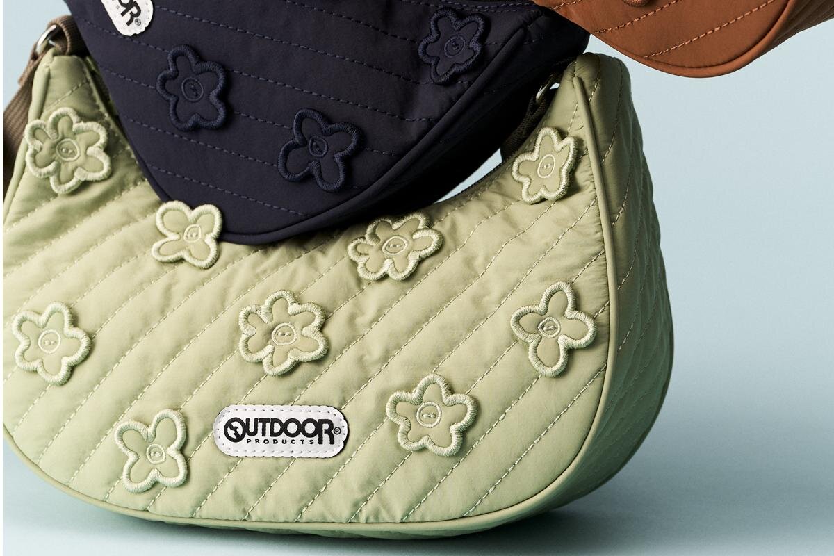 レスポートサックからスワロフスキー・クリスタルが星空のように輝く