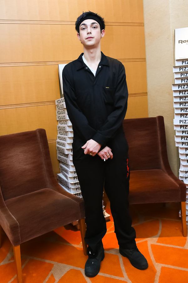 モーガン 蔵人さん - シュプリーム(Supreme)、ドクターマーチン(Dr