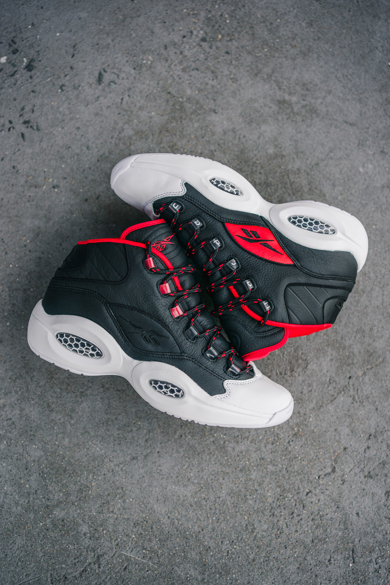 リーボックがアイバーソン×ハーデンのスニーカー発売、両選手の