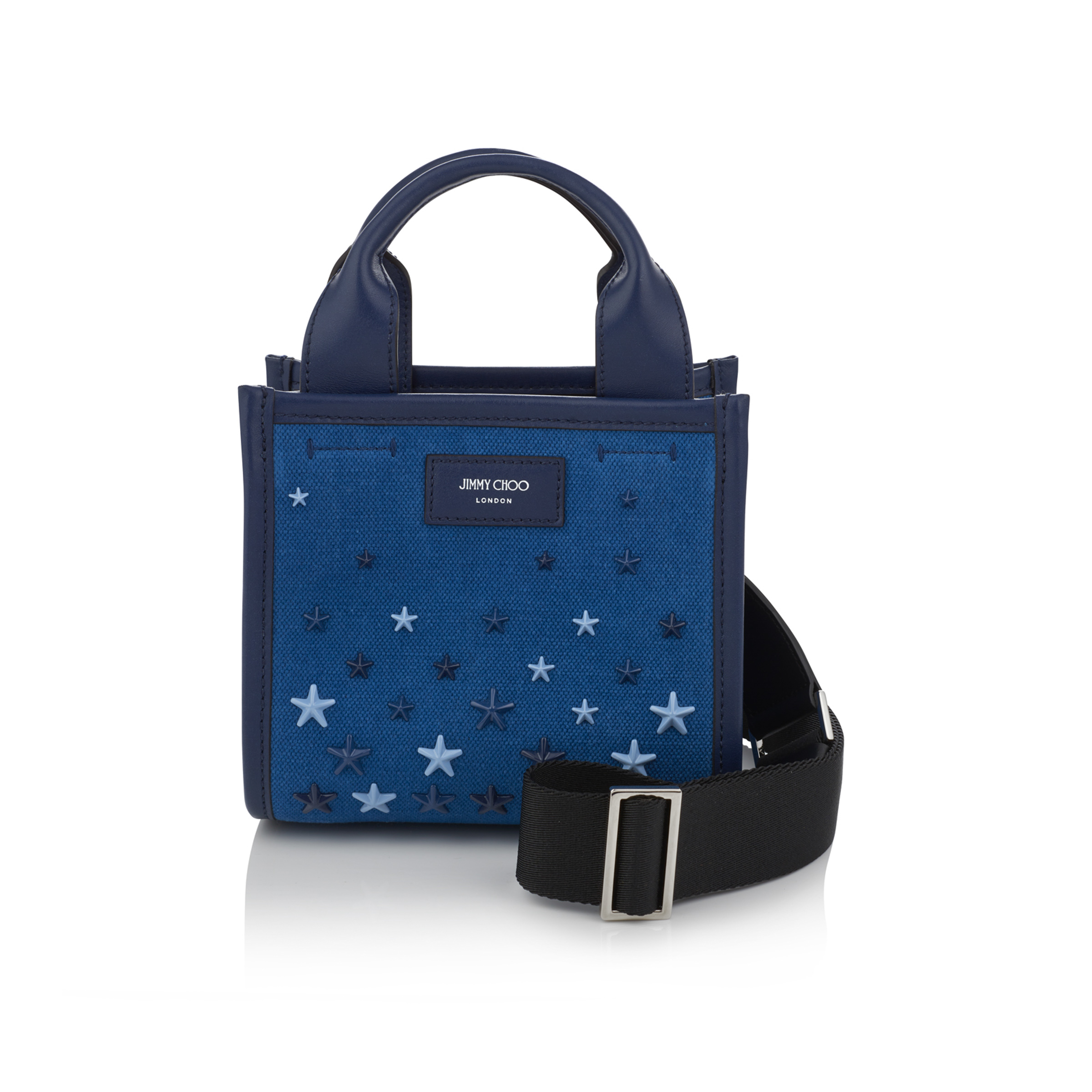 ジミーチュウが藍染の限定コレクション発売、経年変化を楽しむシューズ